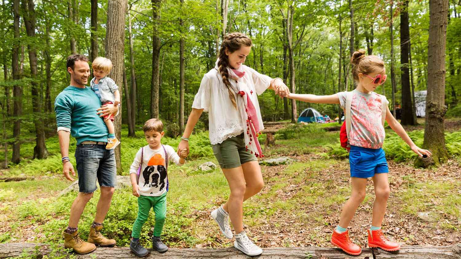 Alabama family enjoying outdoor recreation and nature